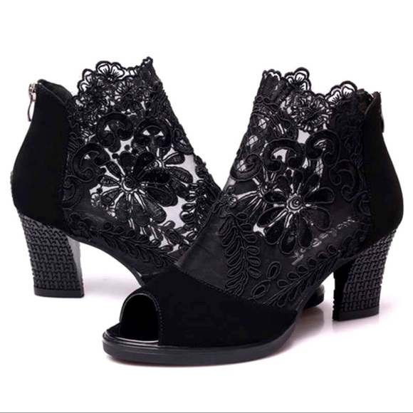 Shoes - Peep Toe Lace Pump High Heels